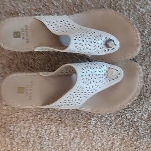 White Mountain small Wedge shoes
